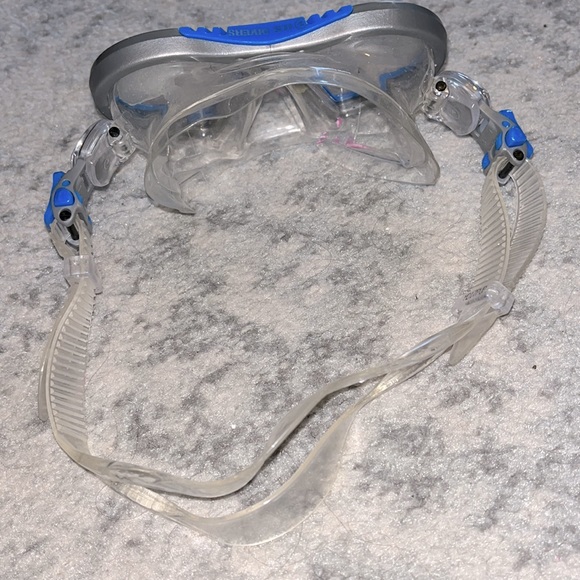 Kid’s Goggles - Picture 4 of 6